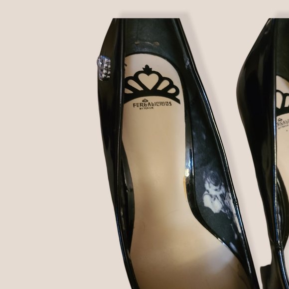 Fergalicious by Fergie Patent Leather Heels BUNDLE&SAVE 30% - Picture 6 of 7